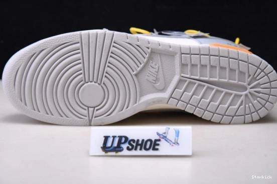 29 Lot  Low Dunk DM1602-103 Nike O-W 0722